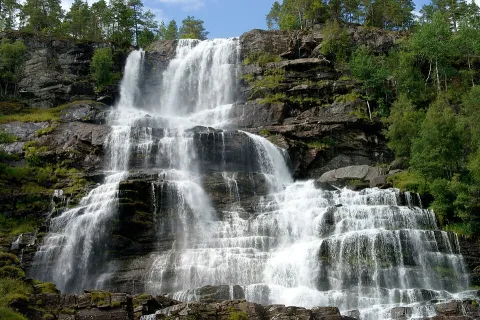 Waterfall photograph for Fried bologna sandwich