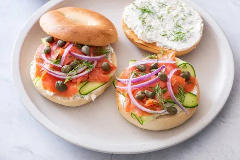 Sandwich photograph for Smoked salmon and cream cheese bagel