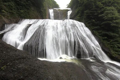 Waterfall photograph for Arepa reina pepiada