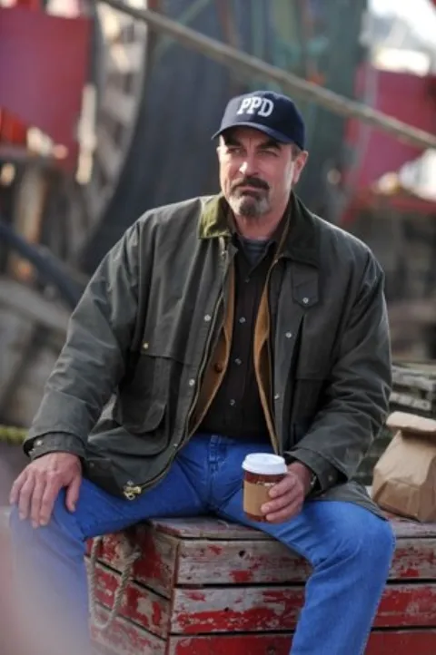 Selleck photograph for Crab cake sandwich
