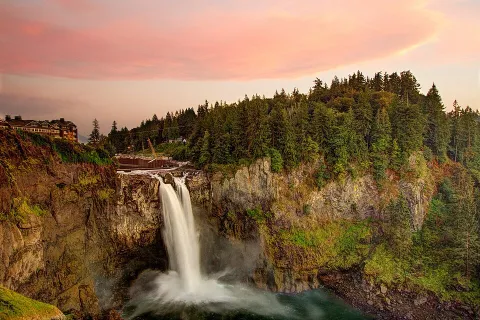 Waterfall photograph for Smash burger