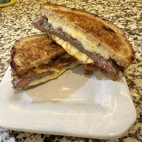 Sandwich photograph for Patty melt
