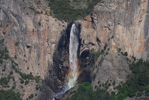 Waterfall photograph for Pulled pork sandwich