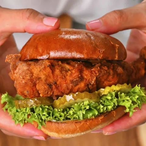 Sandwich photograph for Fried chicken sandwich