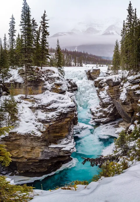 Waterfall photograph for Pan bagnat