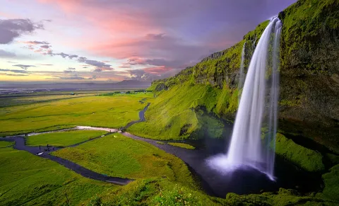 Waterfall photograph for Sabich sandwich